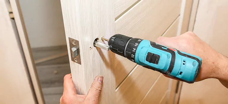 Old Door Knob Repair in Delray Beach, FL